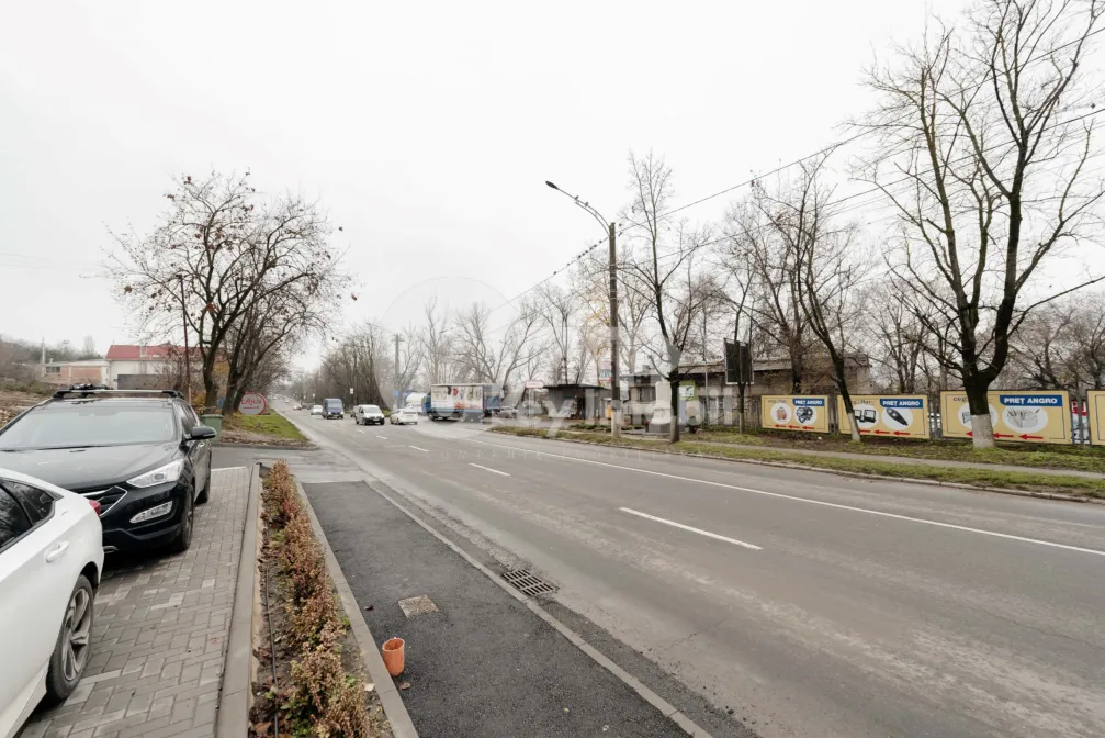 Spațiu comercial, Râșcani, PETRICANI