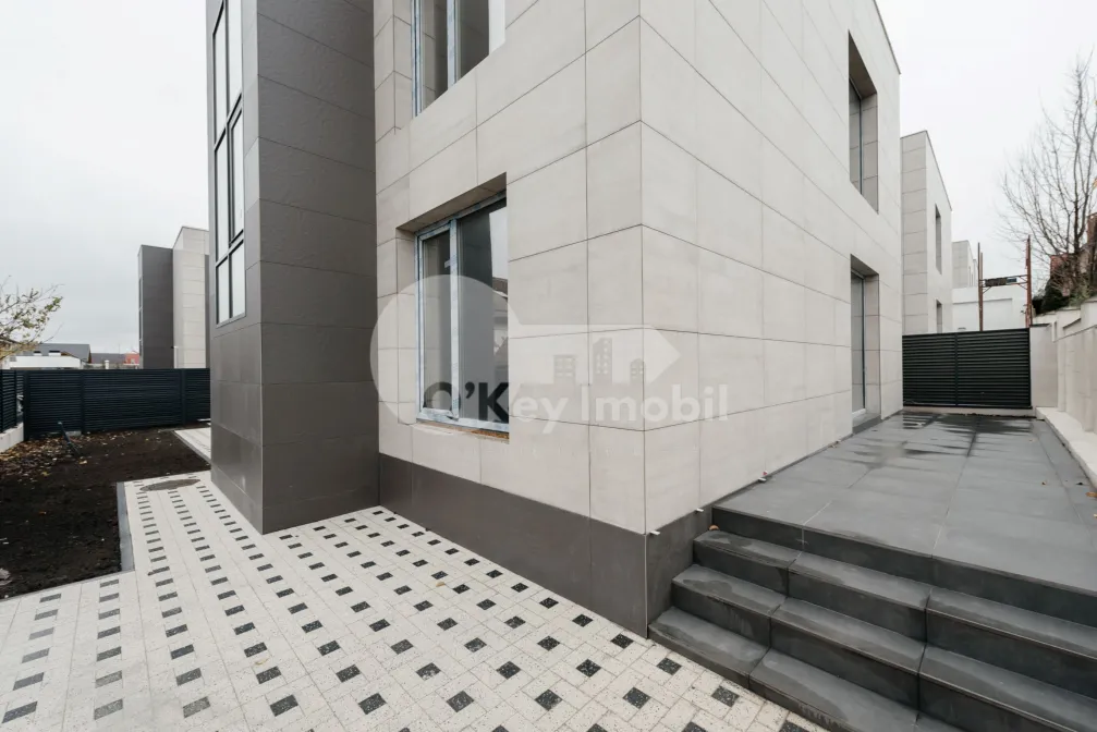 Дом, Рышкановка, УЛ. ЧИКАГО