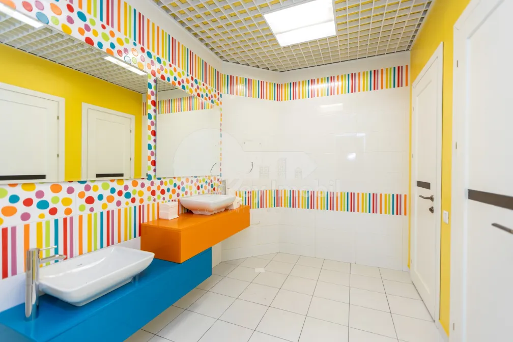 Oficiu, Centru, MIHAI VITEAZUL