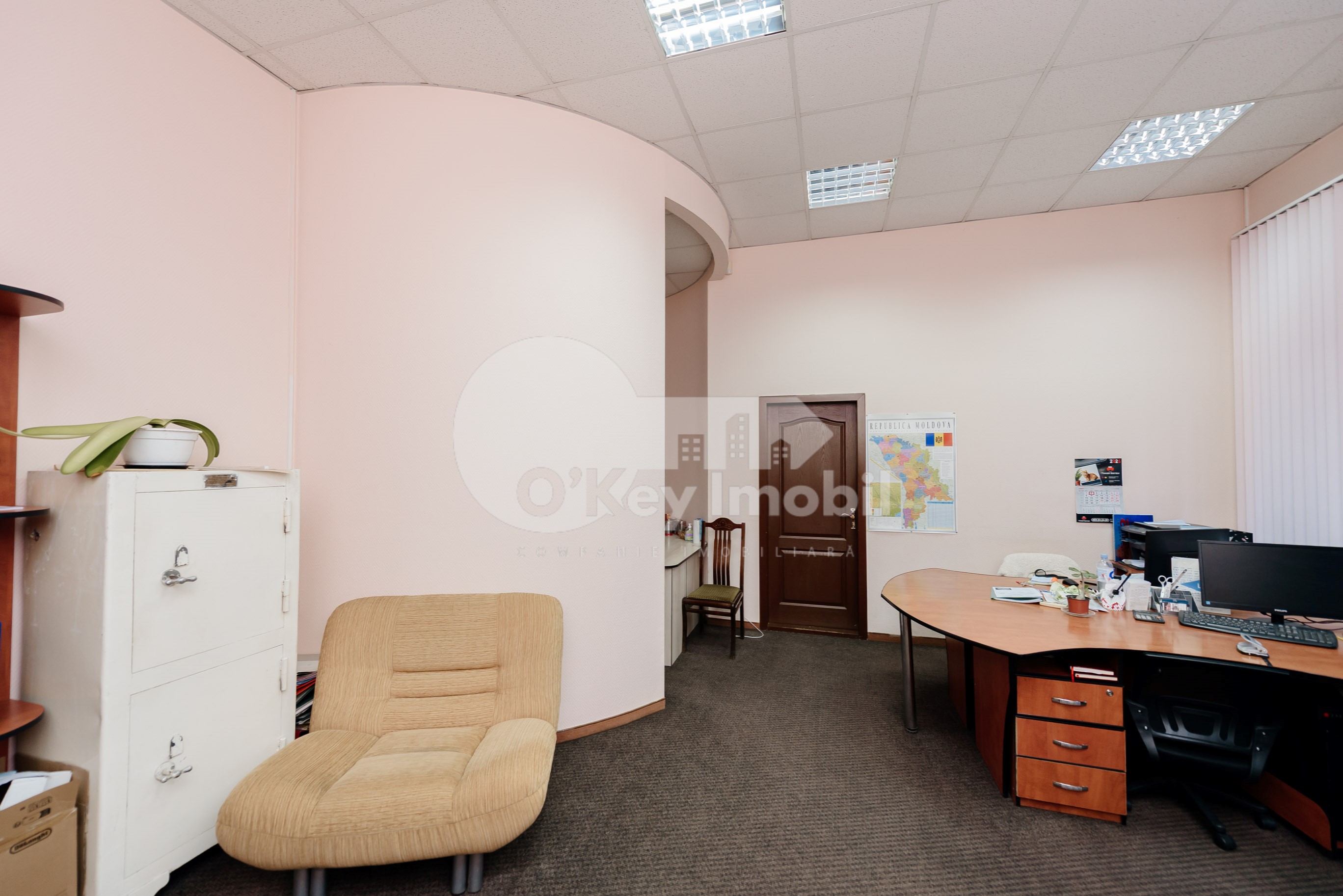 Oficiu, Centru, COLUMNA