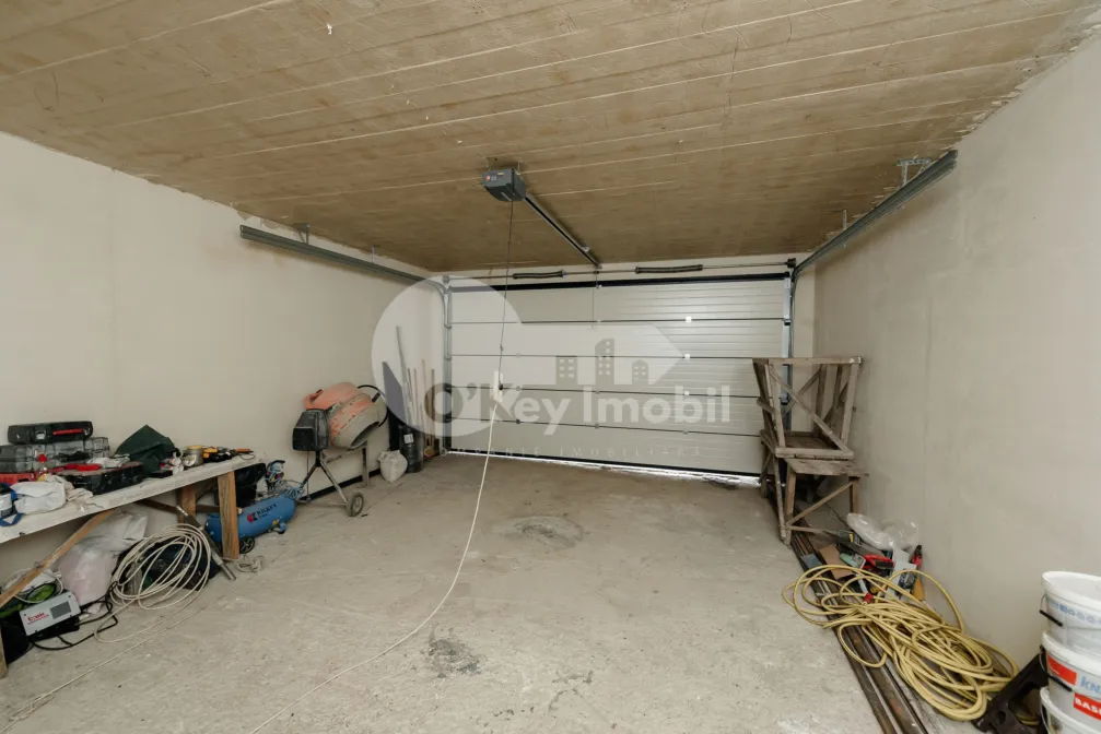 Дом, КОЖУШНА