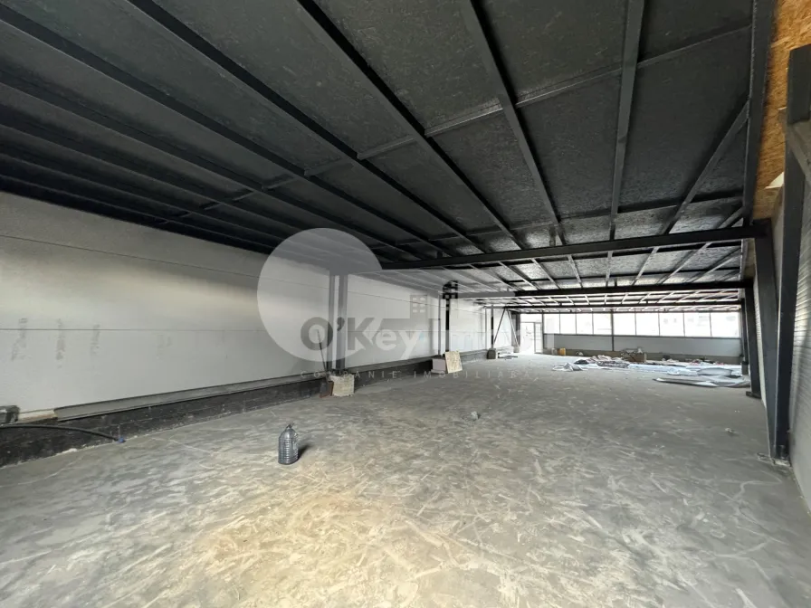 Склад, ЯЛОВЕНЫ