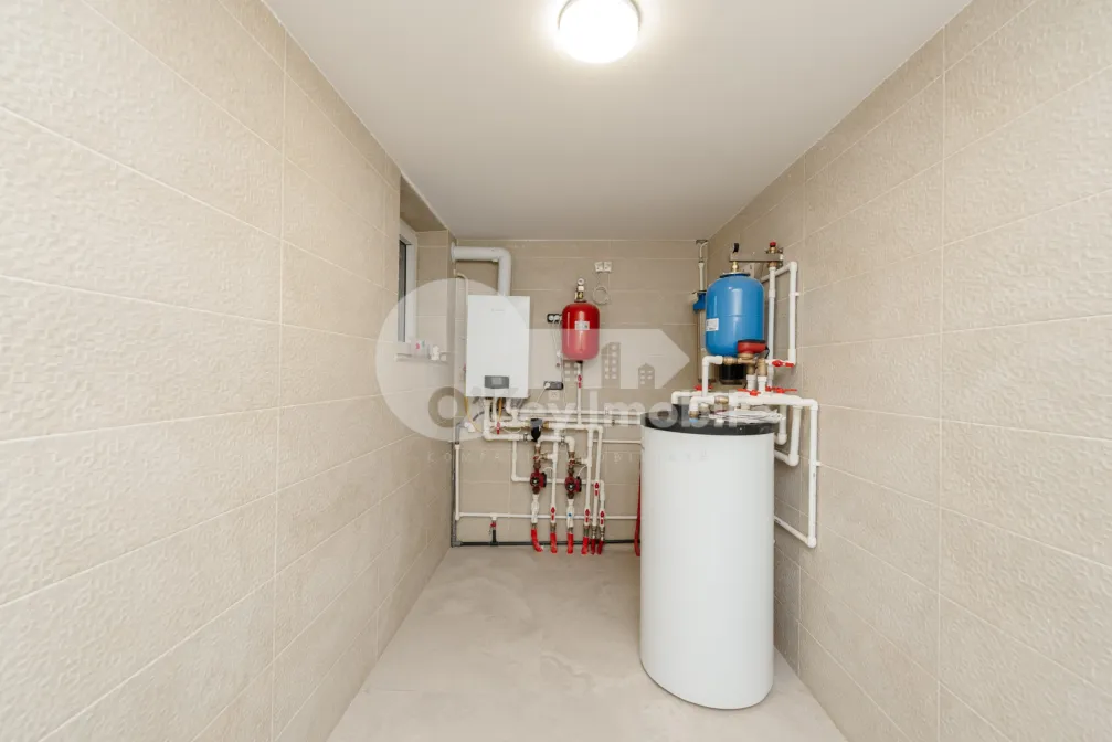 Townhouse, Botanica, PĂȘUNILOR