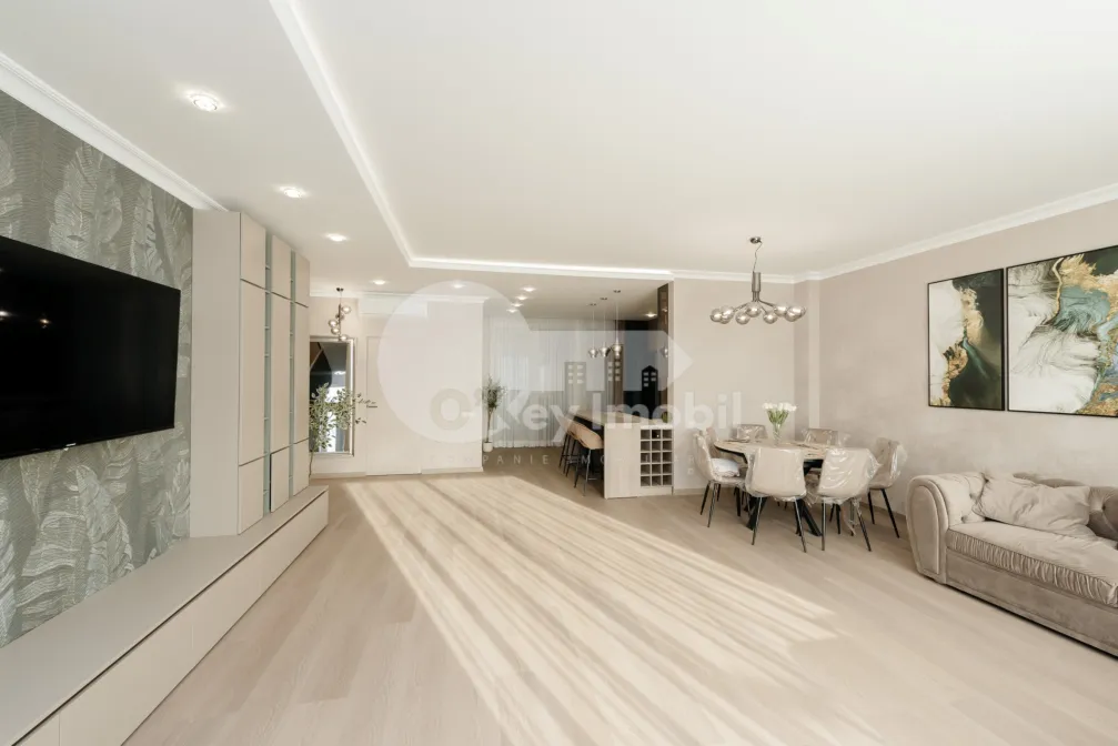 Townhouse, Botanica, PĂȘUNILOR