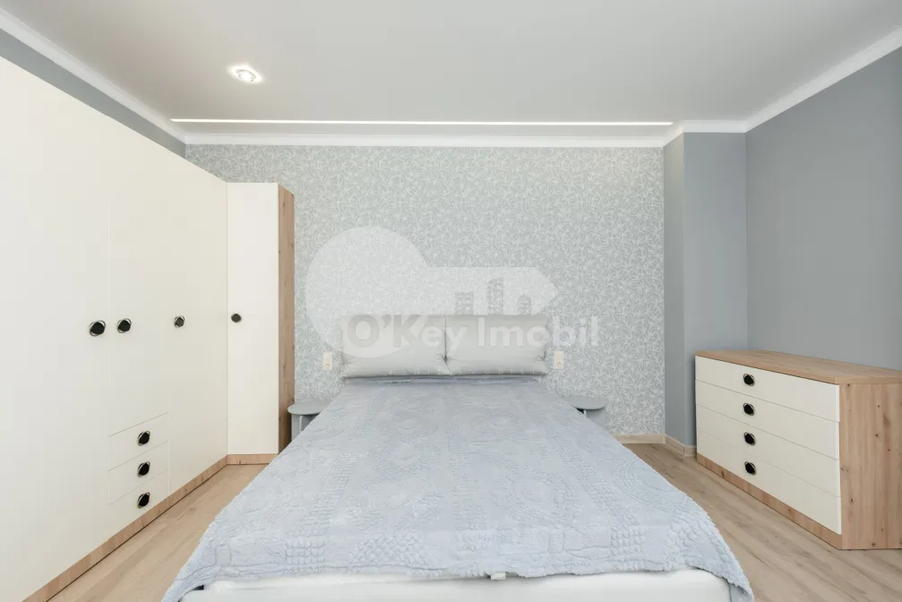 Townhouse, Botanica, PĂȘUNILOR