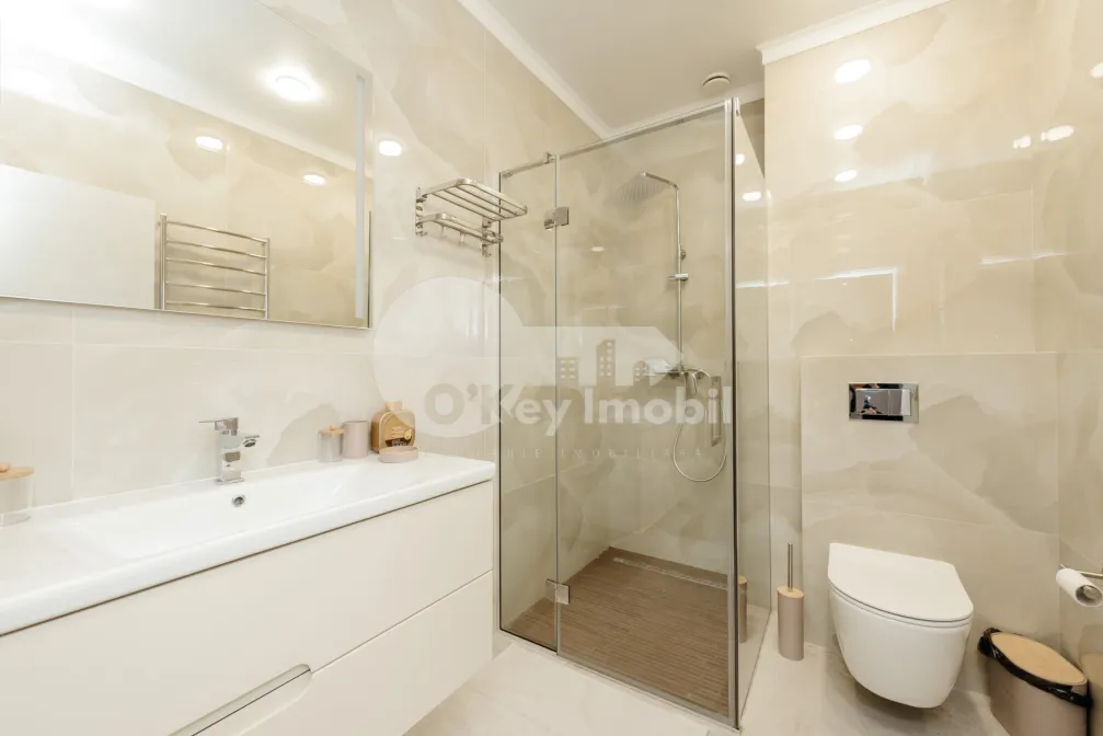 Townhouse, Botanica, PĂȘUNILOR