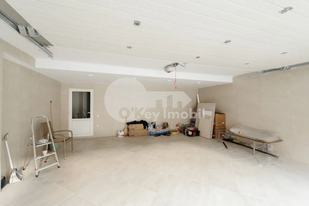 Townhouse, Botanica, PĂȘUNILOR