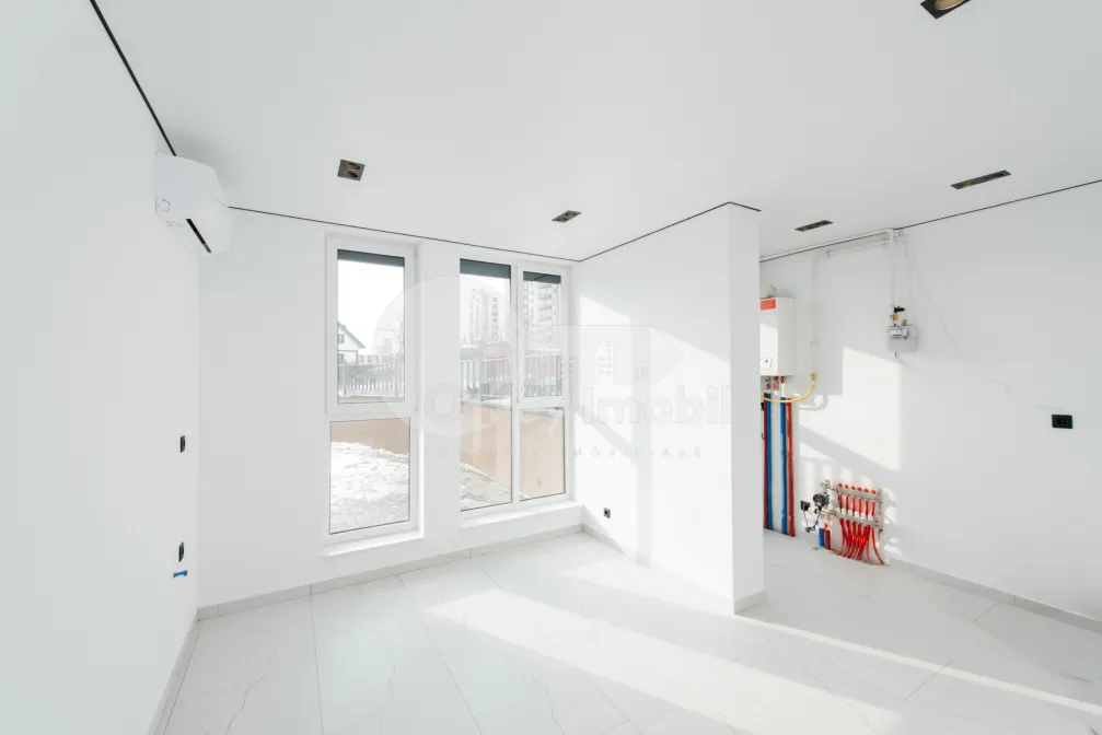 Spațiu comercial, Râșcani, CORNEȘTI