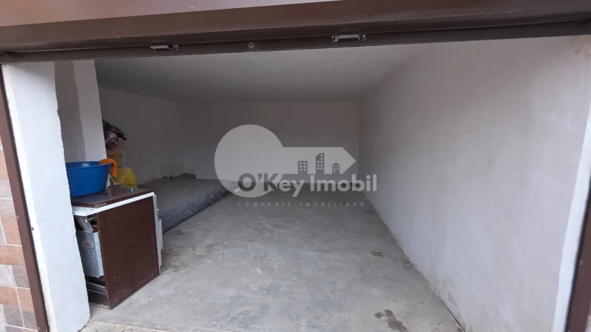 Дом, ЯЛОВЕНЫ