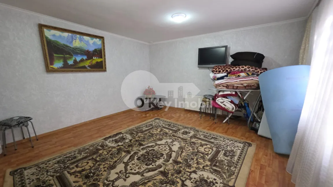 Дом, ЯЛОВЕНЫ