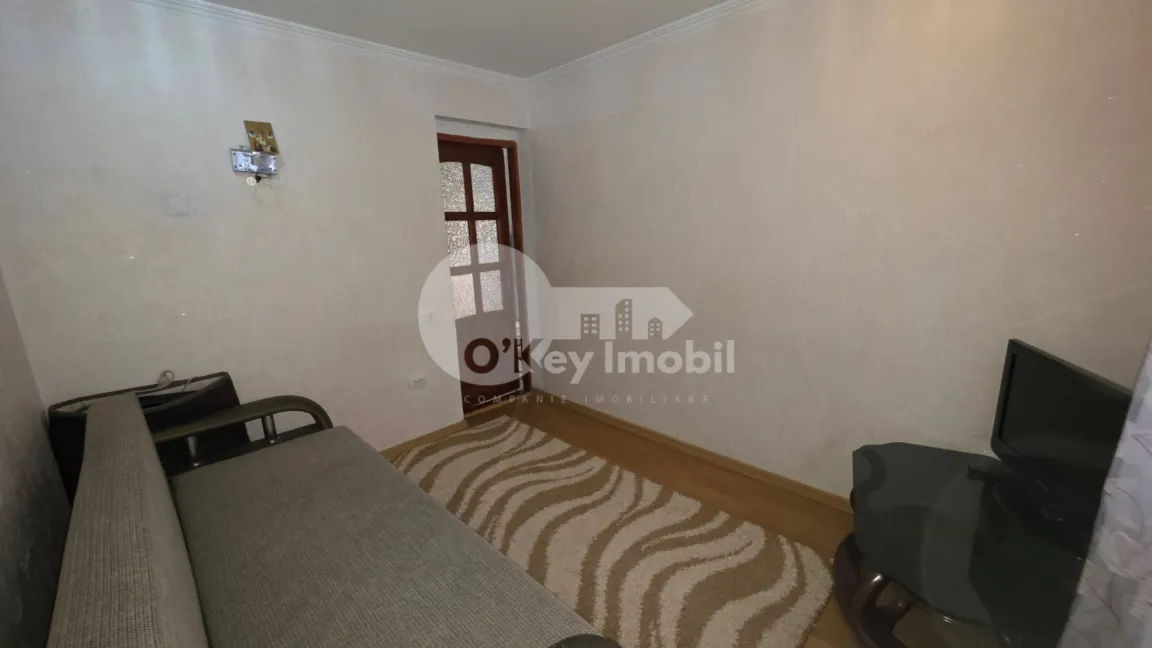 Дом, ЯЛОВЕНЫ