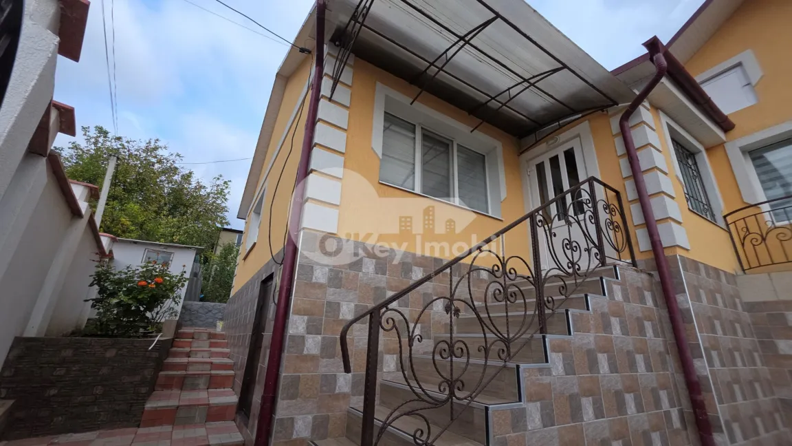 Дом, ЯЛОВЕНЫ