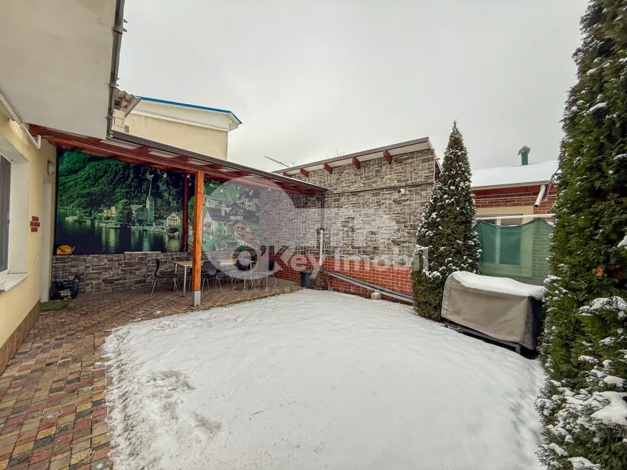 Oficiu, Centru, ARMENEASCĂ