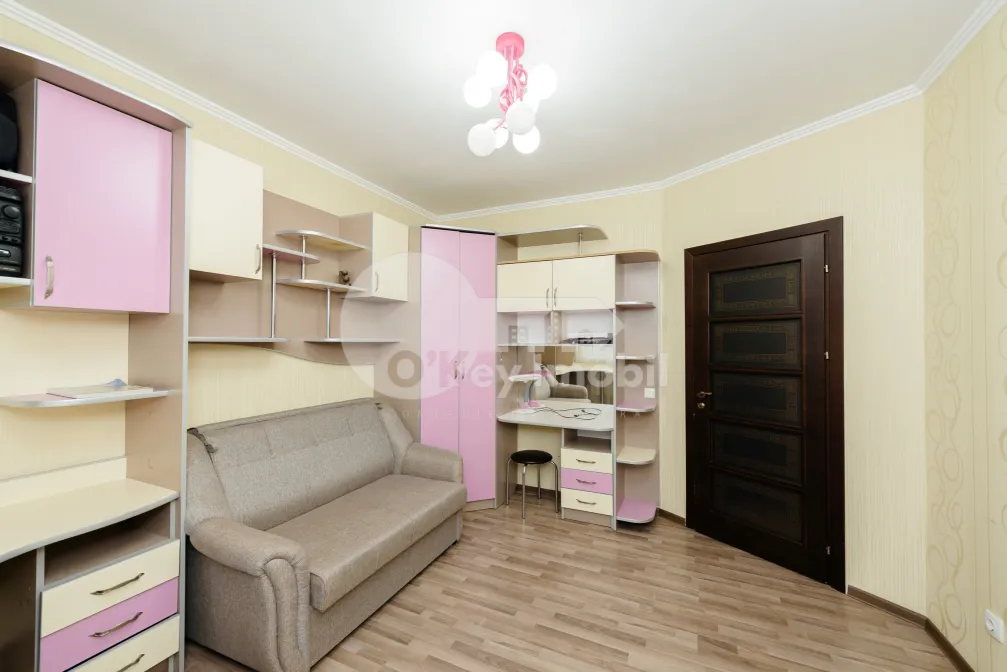Apartament, Buiucani, LIVIU DELEANU