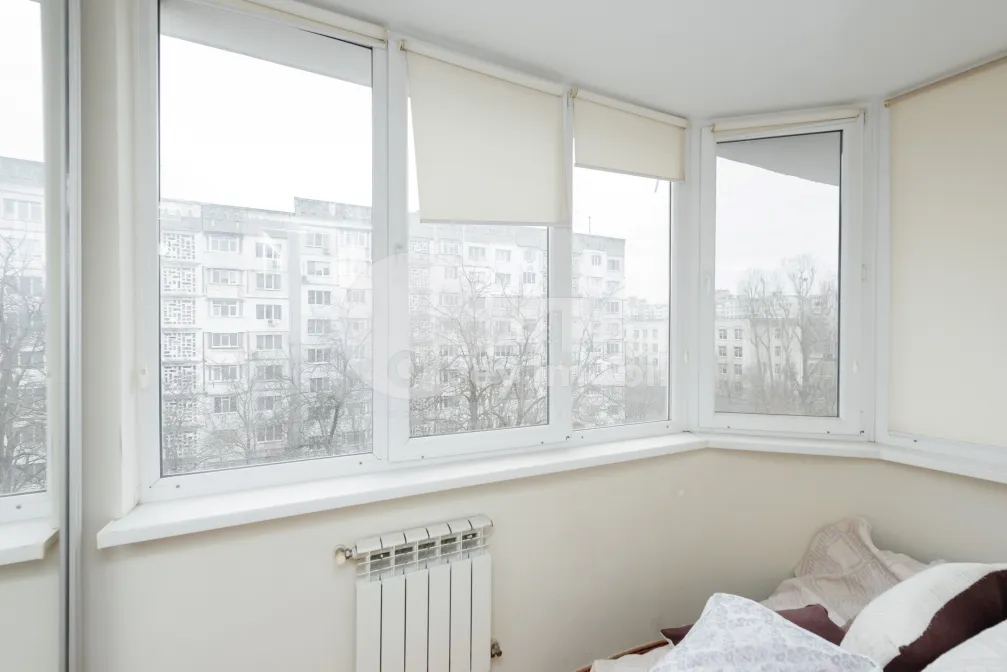 Apartament, Buiucani, LIVIU DELEANU