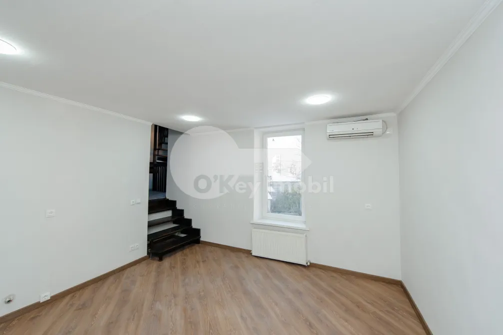 Комм. помещение, Центр, ЩУСЕВА