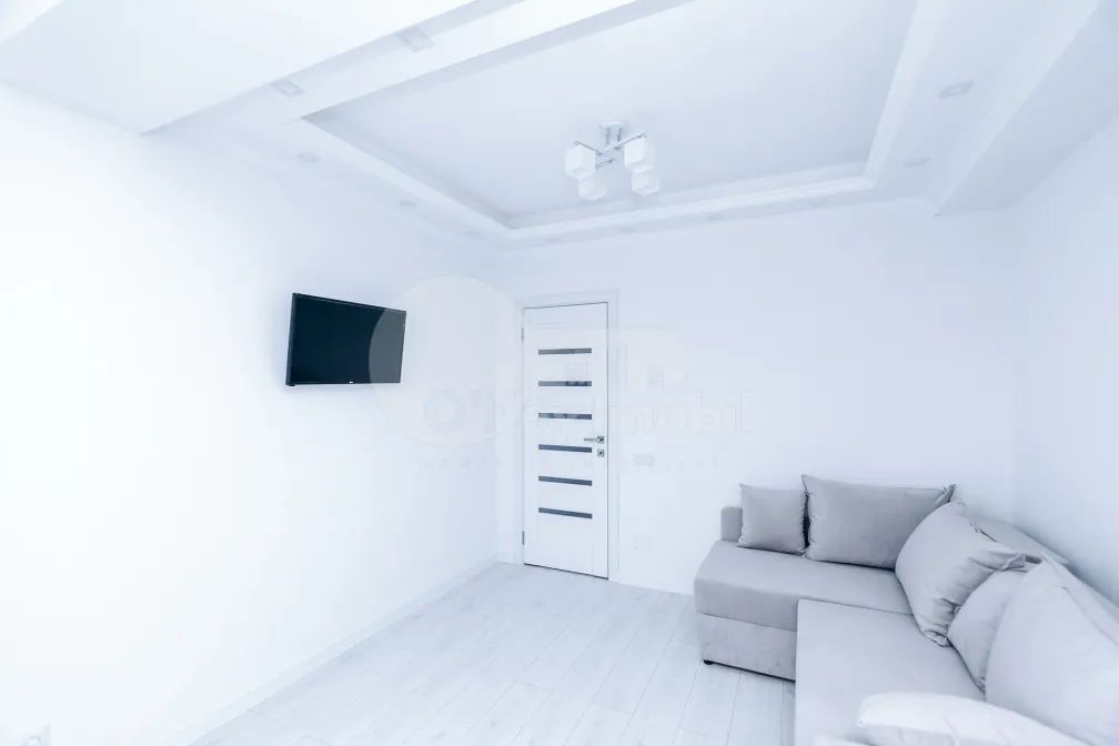 Apartament, Centru, ROMANĂ