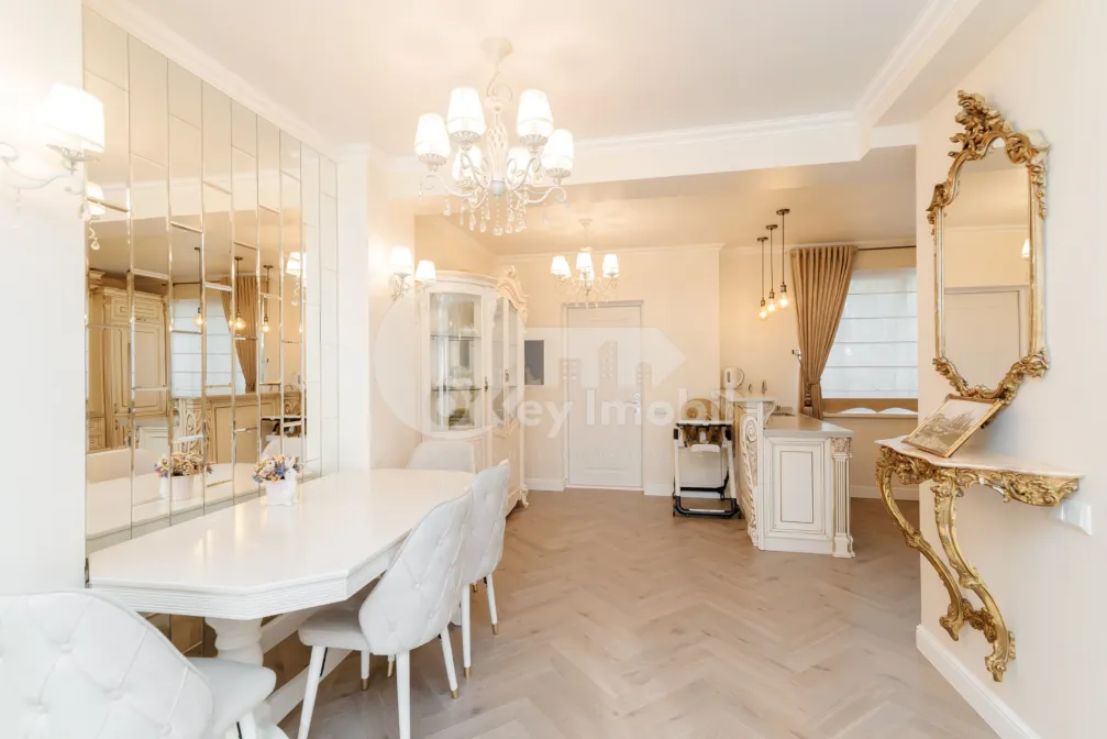 Townhouse, Centru, MELESTIU