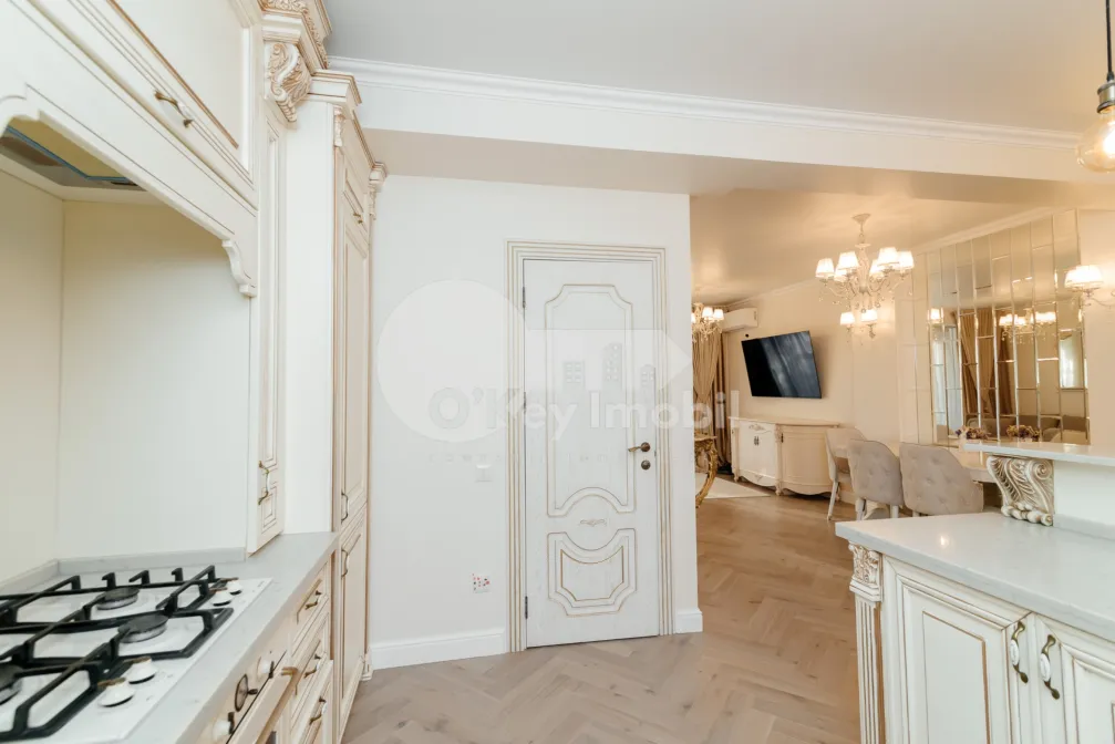 Townhouse, Centru, MELESTIU