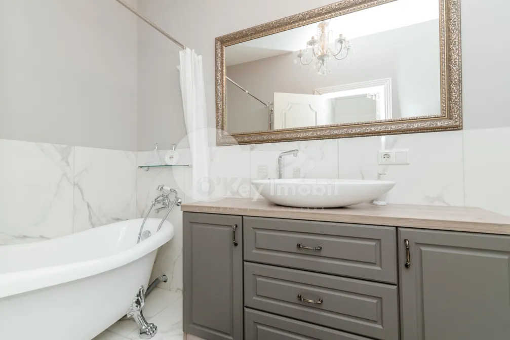 Townhouse, Centru, MELESTIU