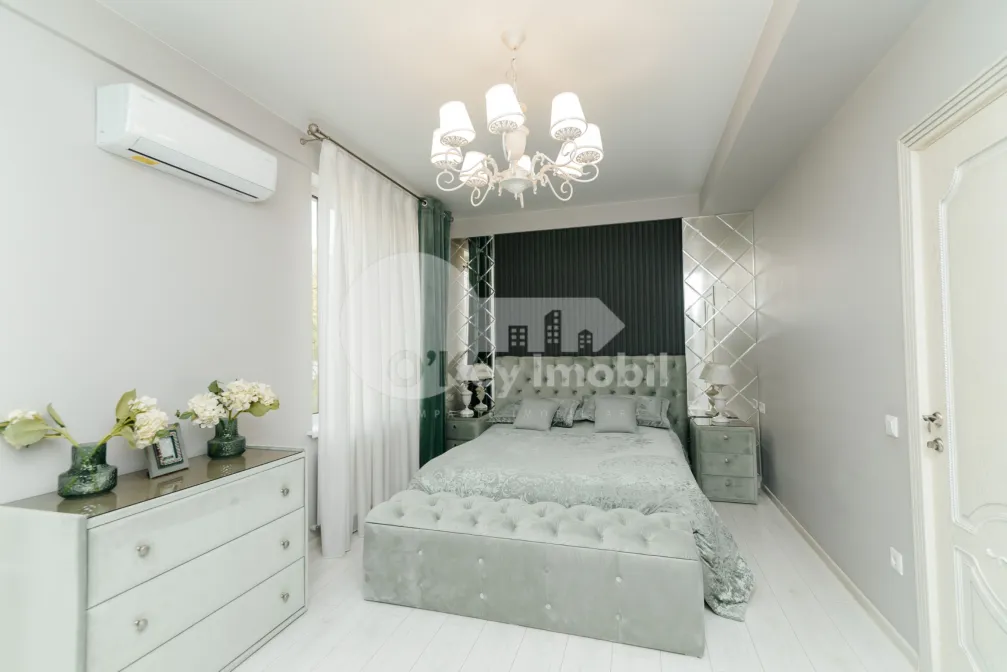 Townhouse, Centru, MELESTIU