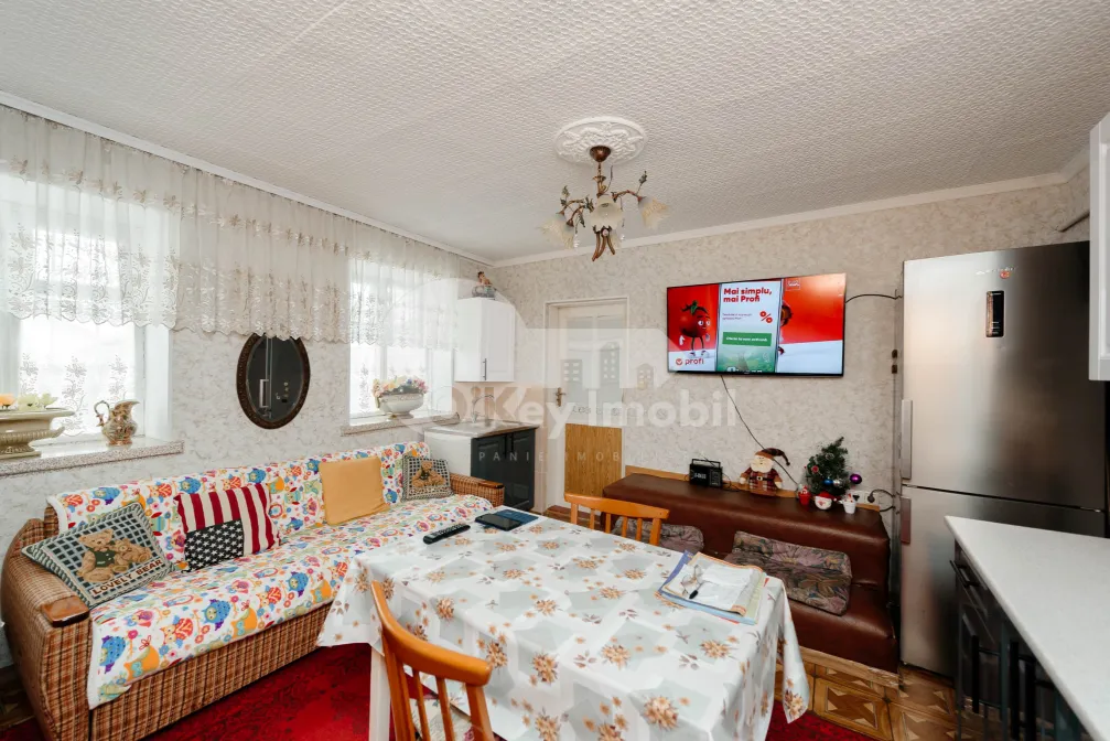 Дом, КРИУЛЯНЫ