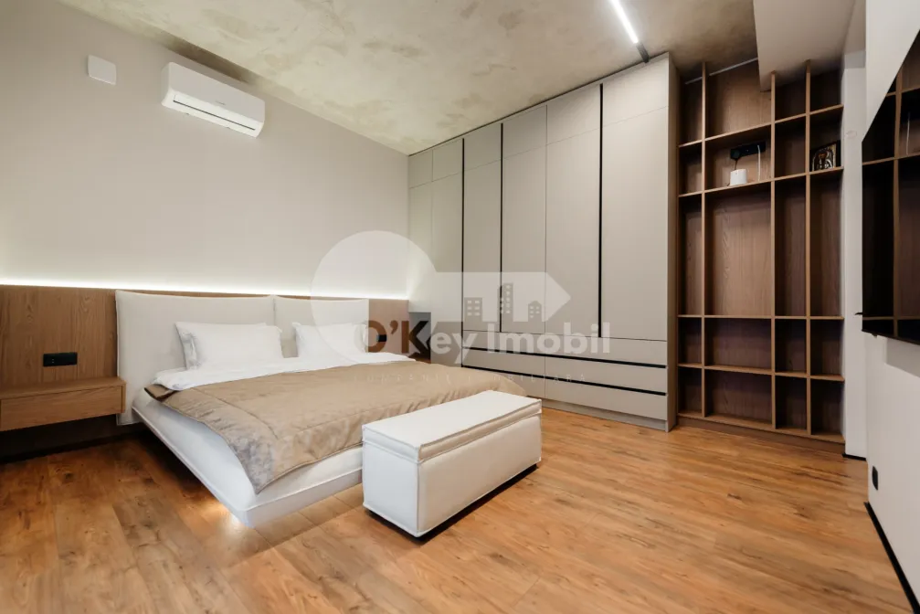 Дом, ПОЯНА ДОМНЯСКЭ