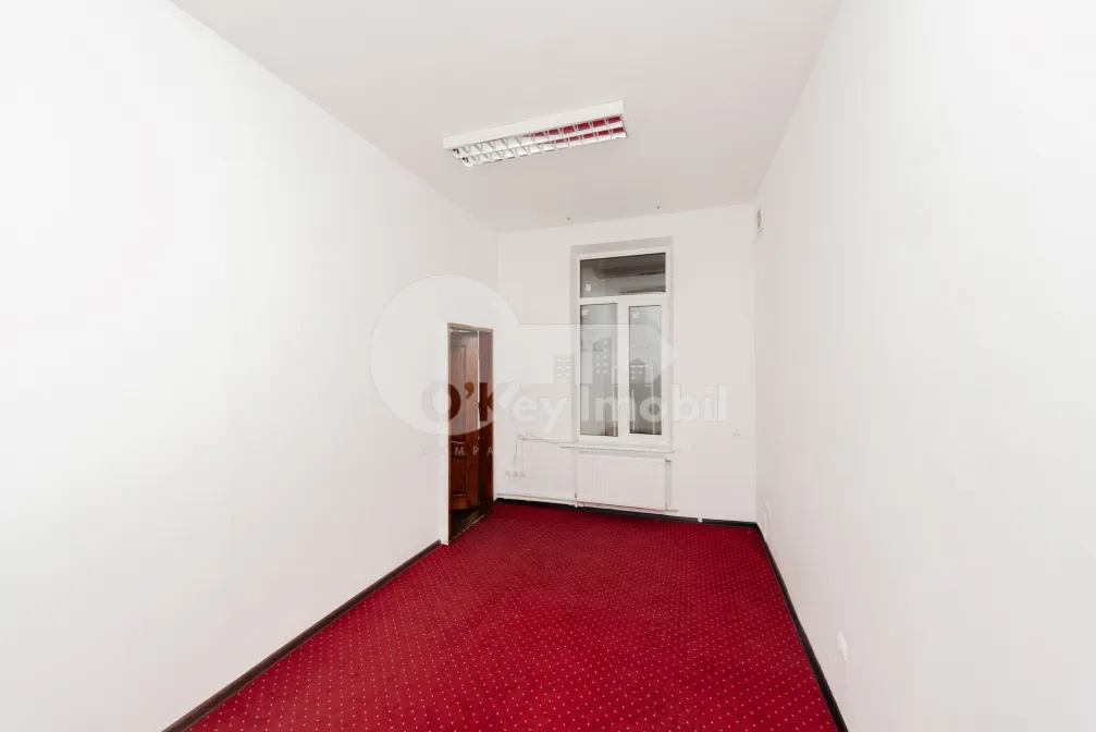 Oficiu, Centru, ALEXEI ȘCIUSEV