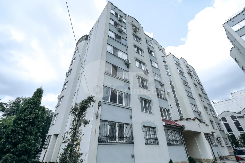 Apartament, Centru, TOMA CIORBĂ