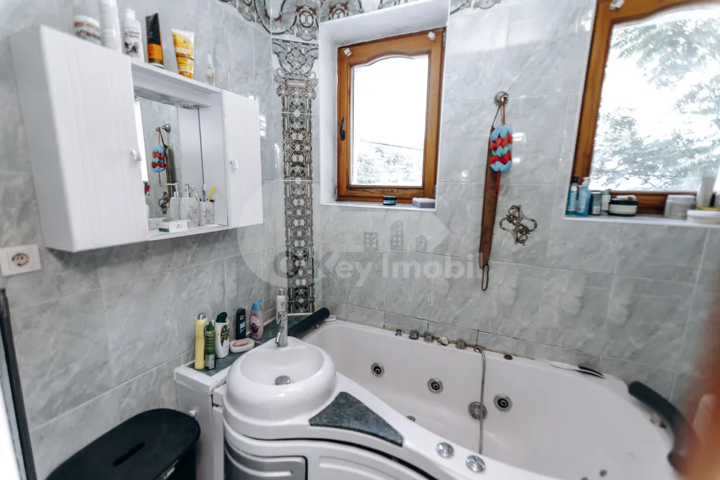 Дом, Центр, СФЫНТУЛ ГЕОРГЕ