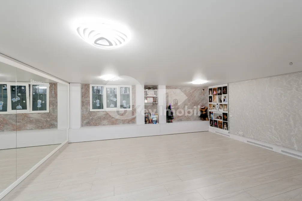 Spațiu comercial, Botanica, TEILOR