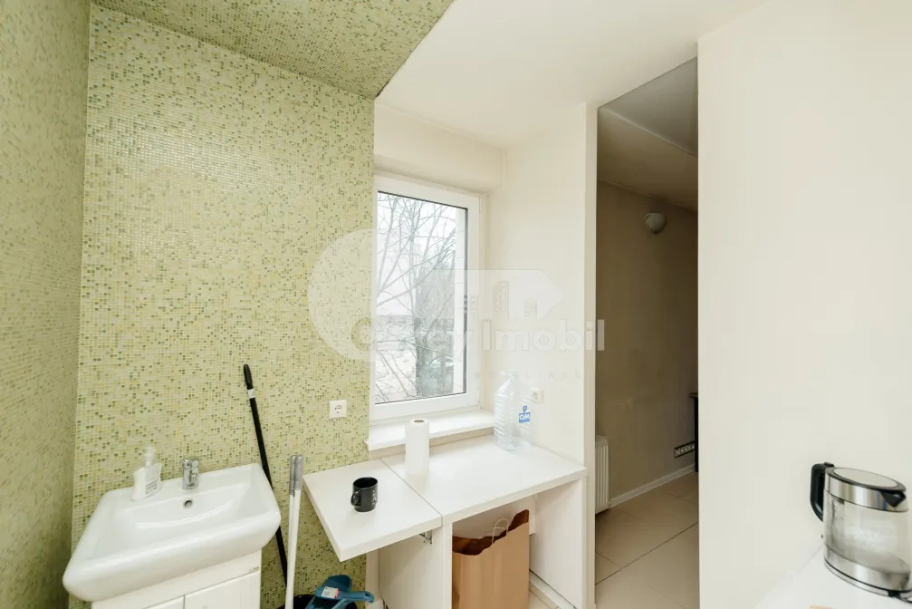 Spațiu comercial, Botanica, BUREBISTA