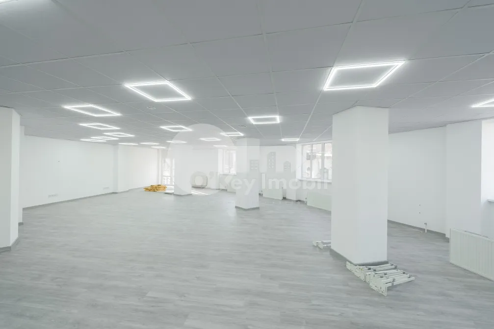 Oficiu, Buiucani, GHIOCEILOR