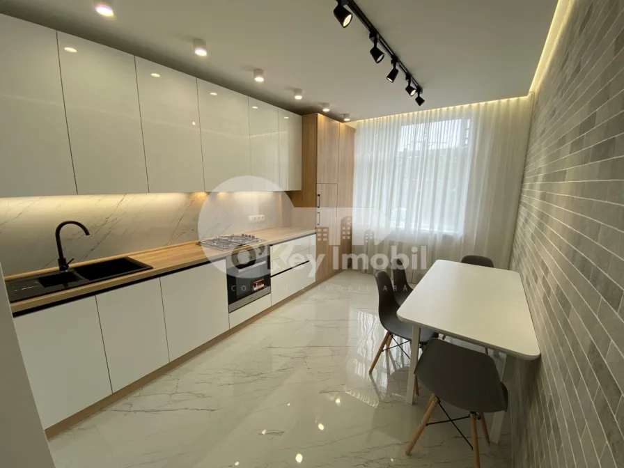 Apartament, Centru, GHEORGHE CAȘU