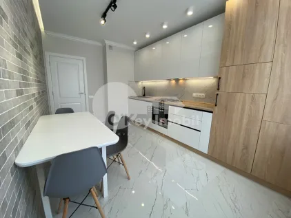 Apartament, Centru, GHEORGHE CAȘU