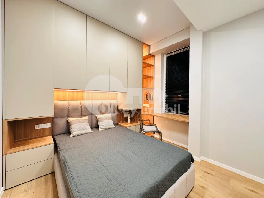 Пентхаус, Чеканы, МИЛЕСКУ СПЭТАРУ