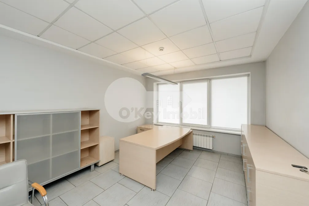 Spațiu comercial, Râșcani, RENAȘTERII NAȚIONALE