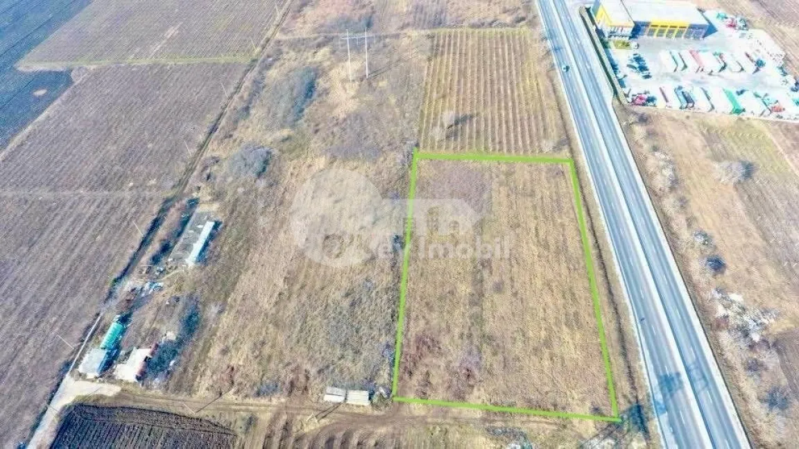 Teren, Buiucani, ȘOS. BALCANI