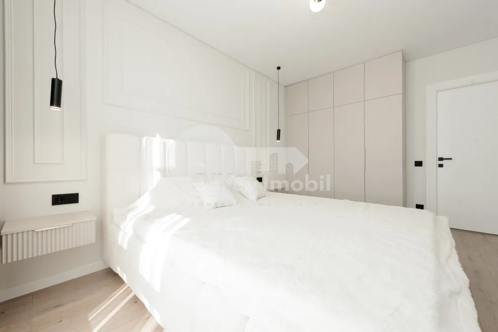 Apartament, Durlești, REGINA ELISABETA