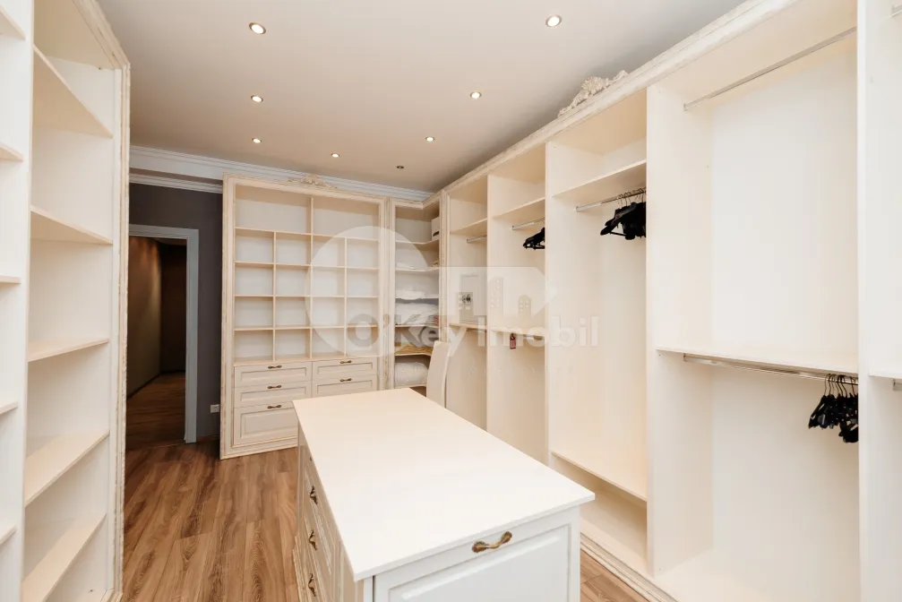 Spațiu comercial, TELECENTRU