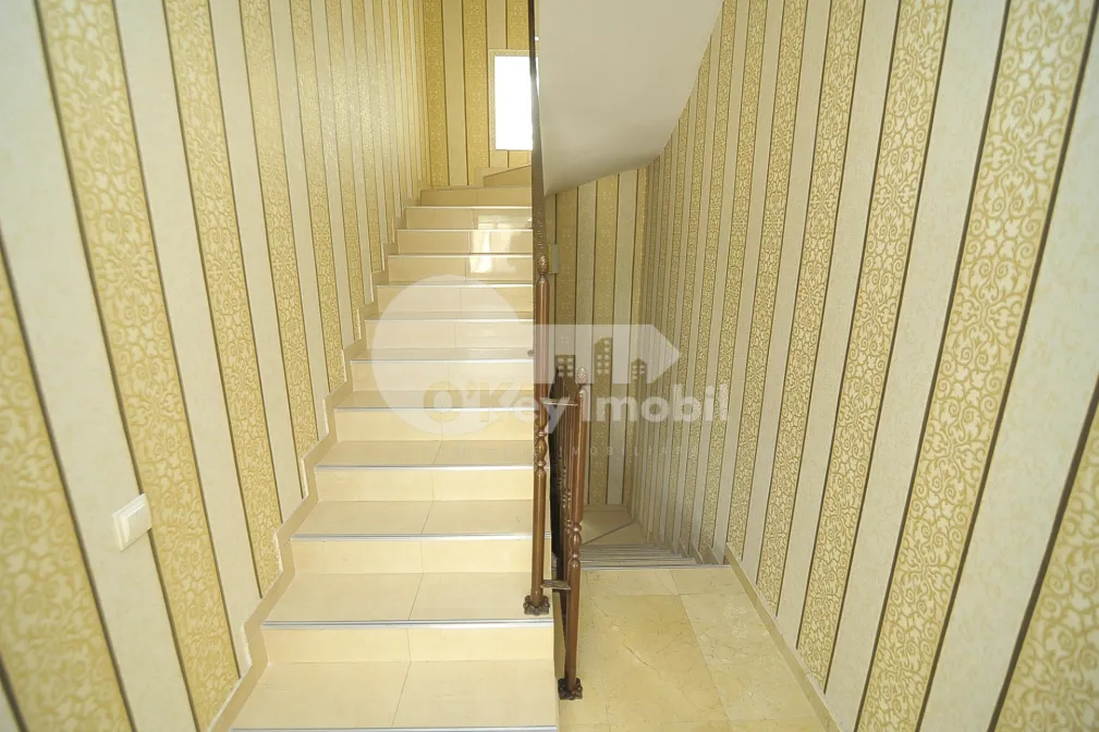 Офис, Буюканы, ПАРИС