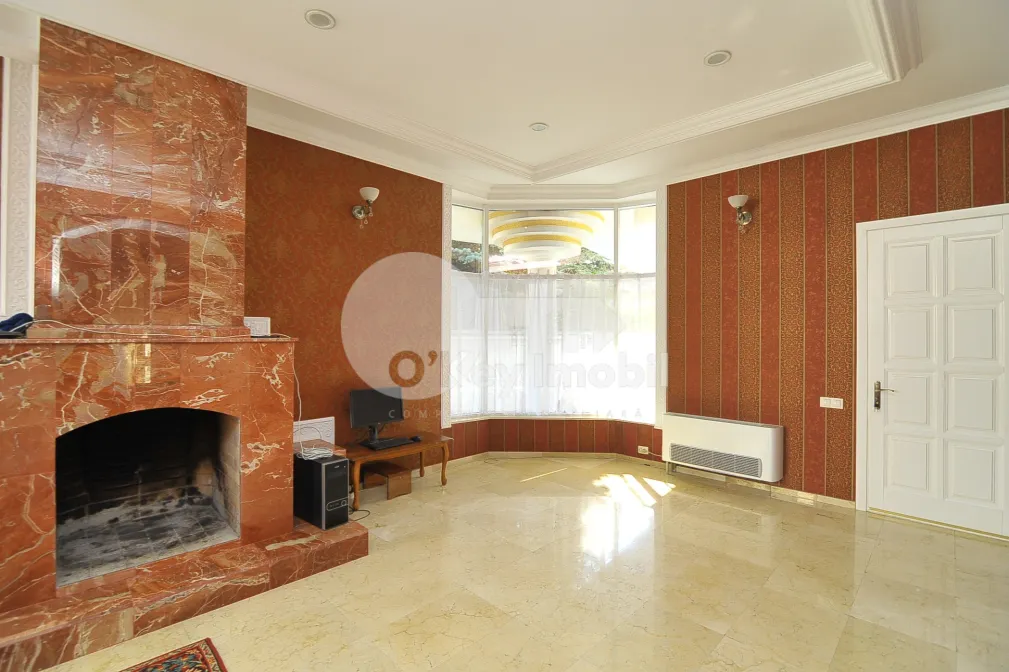 Офис, Буюканы, ПАРИС