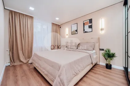 Apartament, Botanica, NIKOLAI ZELINSKI