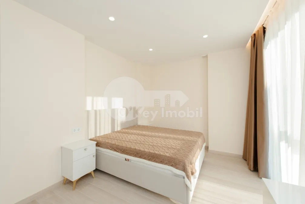 Дом, ПЭШУНИЛОР