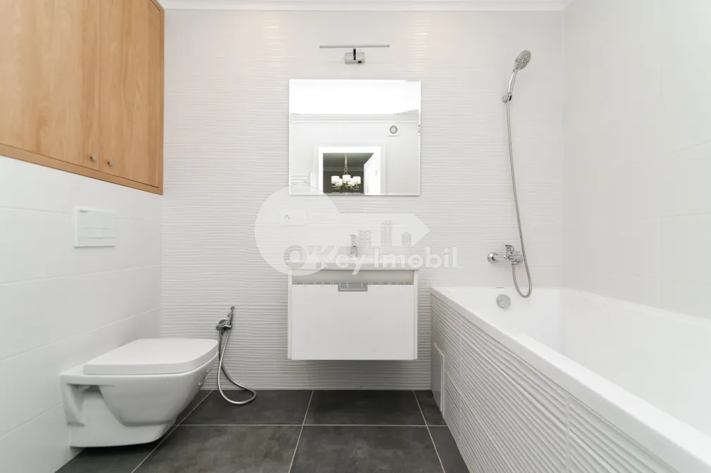 Apartament, Centru, MELESTIU