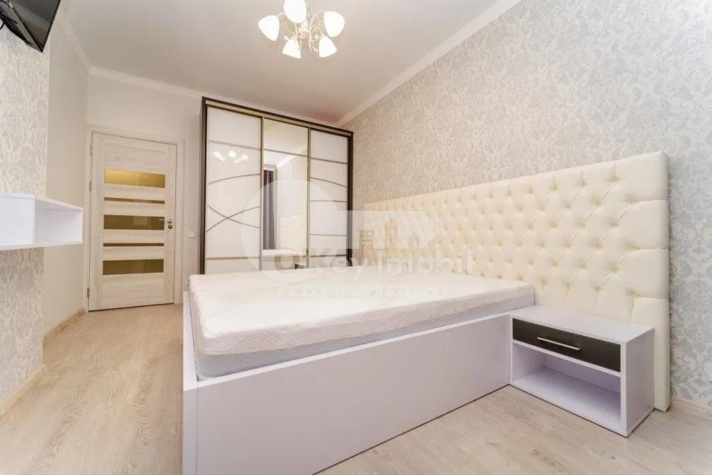 Apartament, Buiucani, LIVIU DELEANU