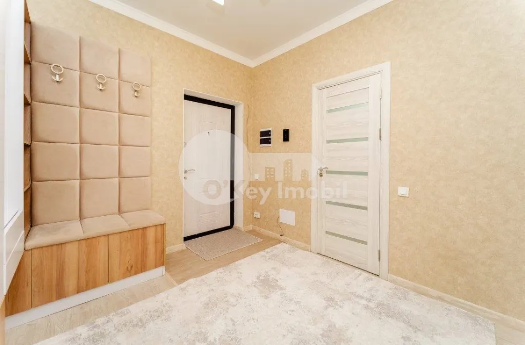 Apartament, Buiucani, LIVIU DELEANU