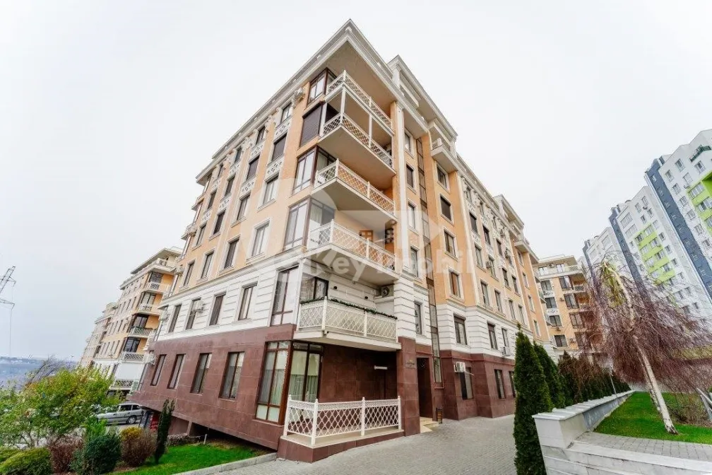 Apartament, Buiucani, LIVIU DELEANU
