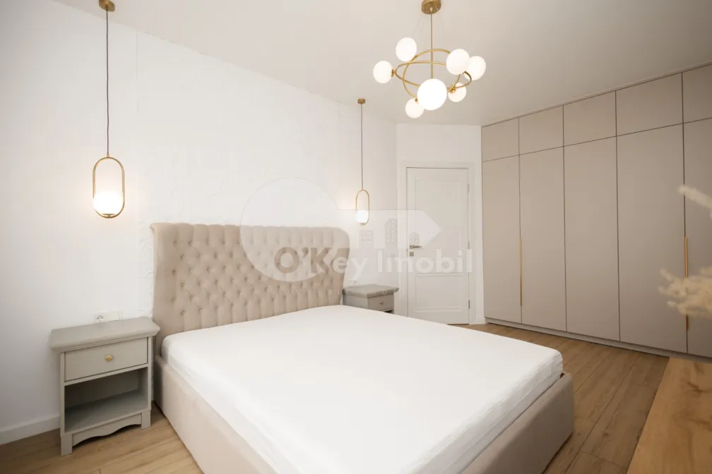 Apartament, Centru, CORNEȘTI