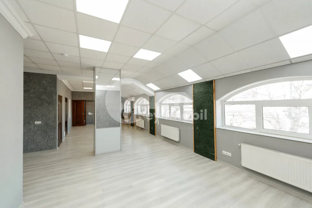 Spațiu comercial, Centru, ALEXANDR PUȘKIN